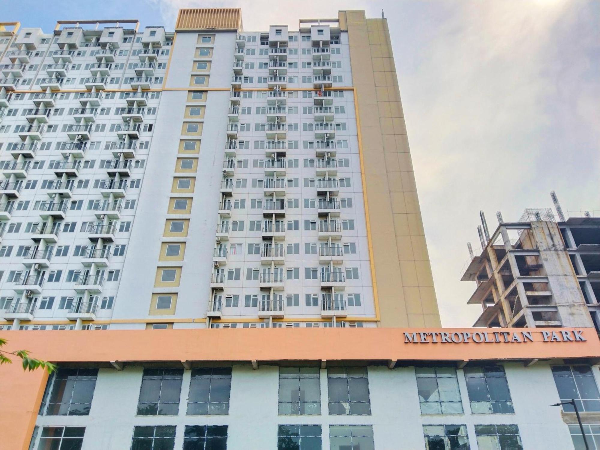 Nusantara Metropolitan Park By Reccoma Bekasi Exterior photo